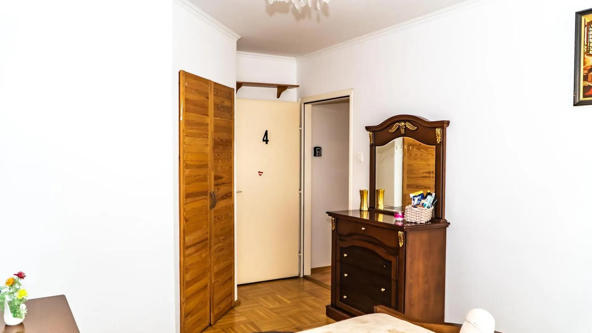Spacious Apartment 5 Minutes To Wiener Stadthalle 0*, Vienna Austria