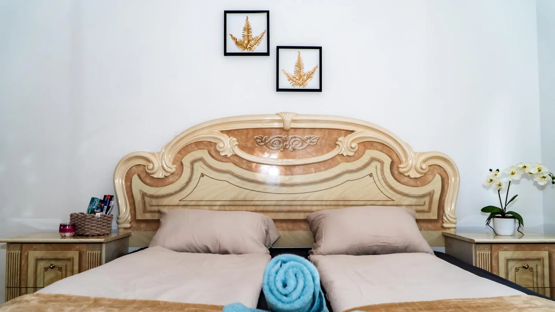 Spacious Apartment 5 Minutes To Wiener Stadthalle 0*, Vienna
