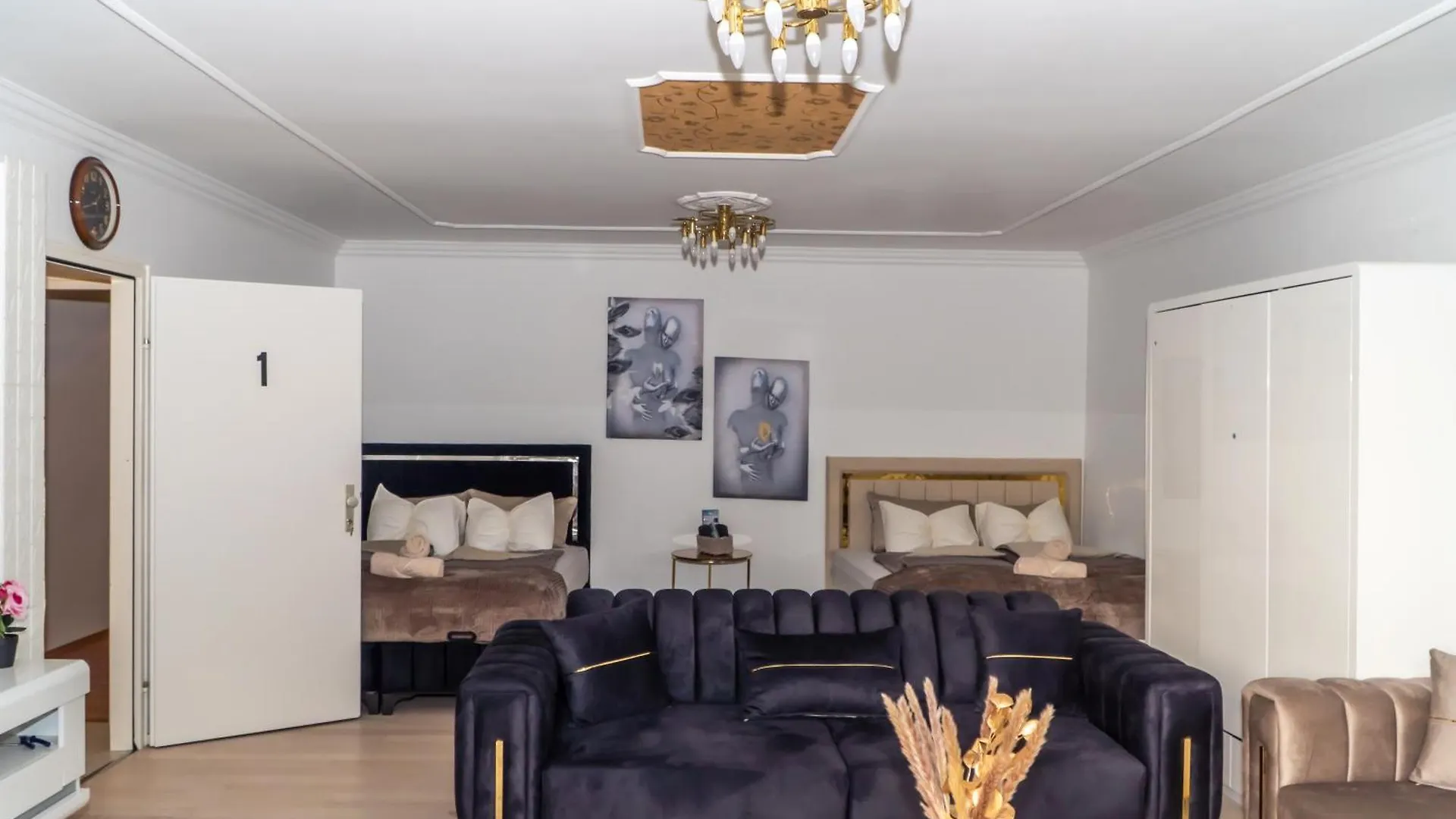 Spacious Apartment 5 Minutes To Wiener Stadthalle Vienna