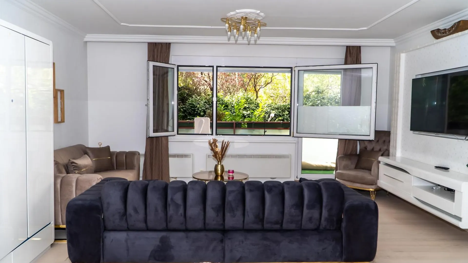 Spacious Apartment 5 Minutes To Wiener Stadthalle