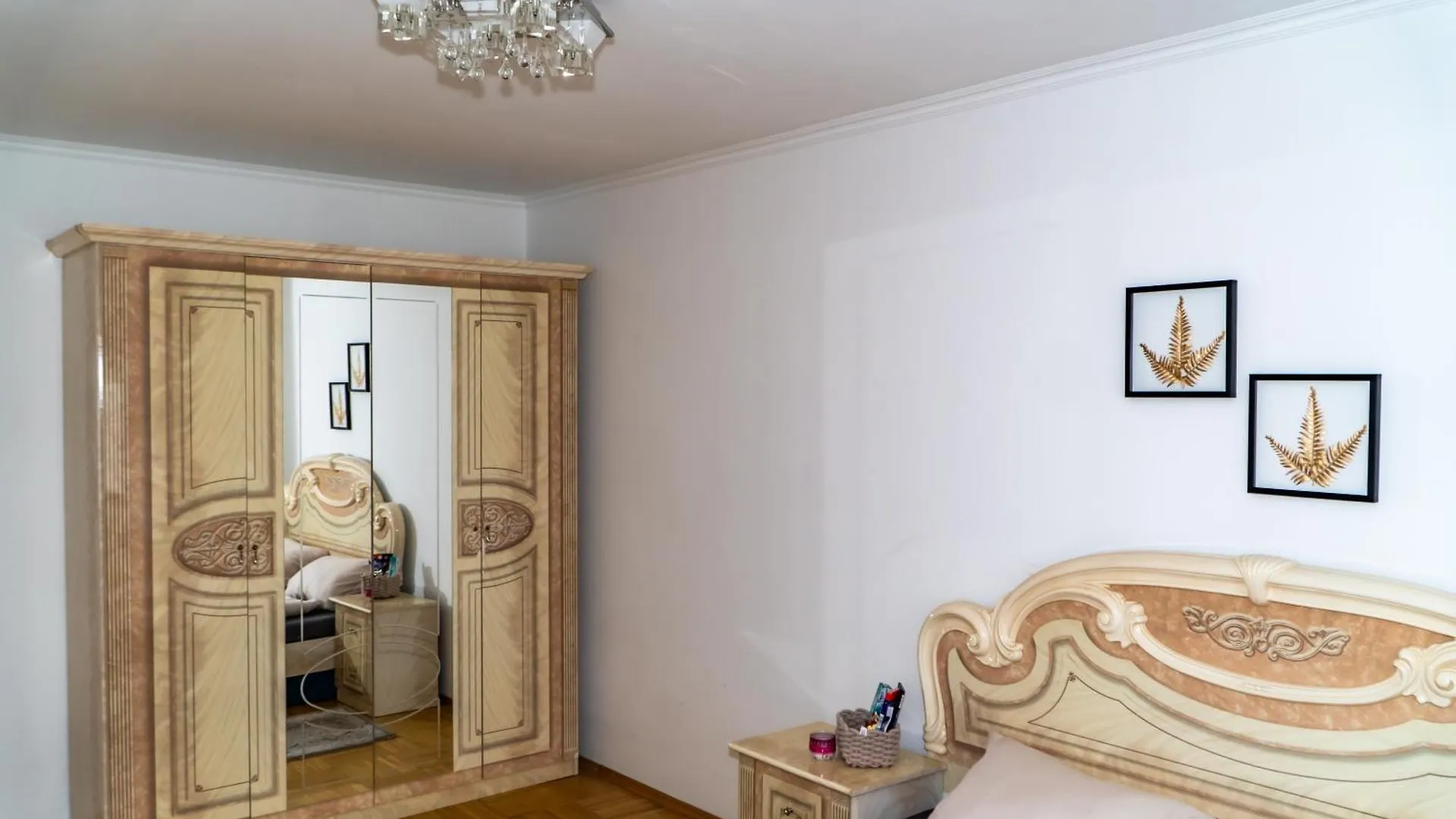 Spacious Apartment 5 Minutes To Wiener Stadthalle  Vienna