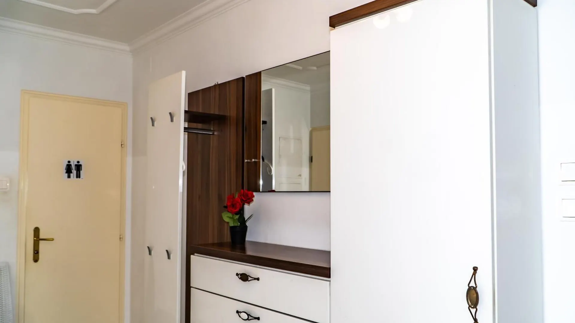 Spacious Apartment 5 Minutes To Wiener Stadthalle