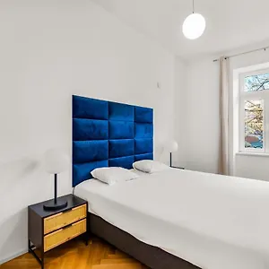 Chic Residences #suite 7 Apartment