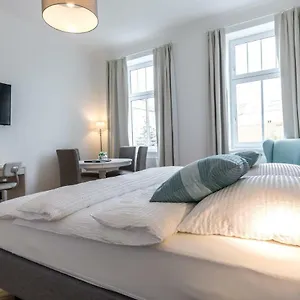 Easy 15 Contactless Check In Apartment