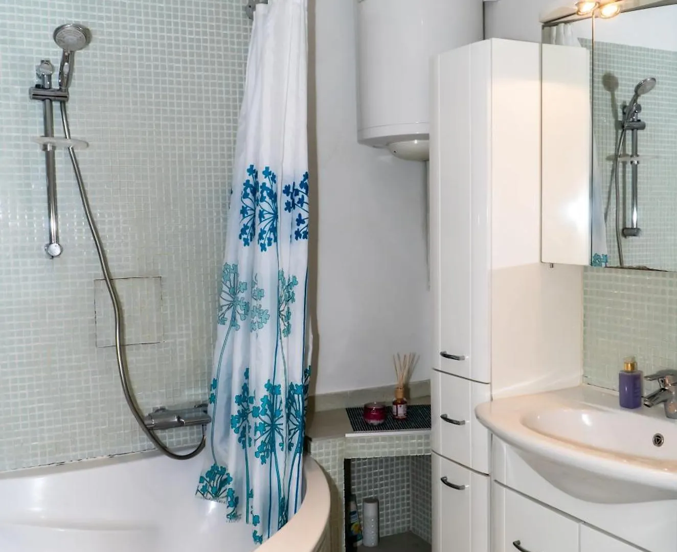 Spacious Apartment 5 Minutes To Wiener Stadthalle Rakousko